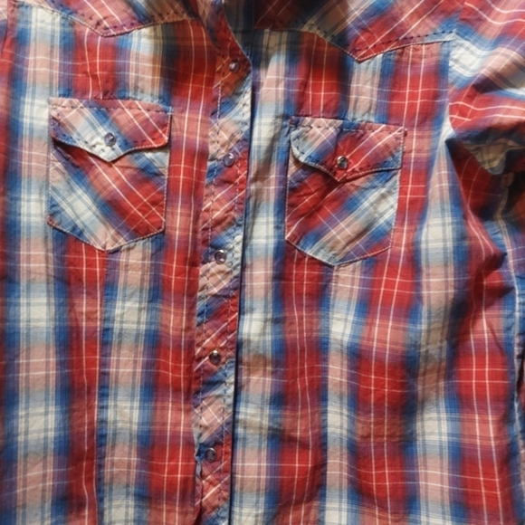 Wired Heart Ladies Western Long Sleeve Button Front Top - Picture 2 of 4